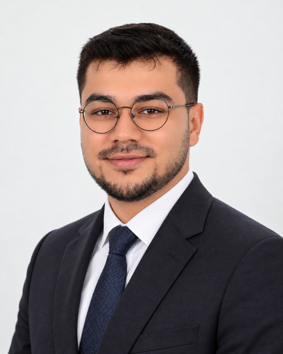 Akif Şencan — Matematik Öğretmeni